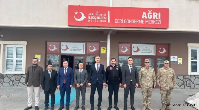 Vali Bozkurt'tan Ağrı Geri Gönderme Merkezi'nde İnceleme