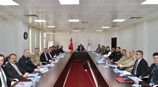 Ağrı'da "Genişletilmiş Güvenlik ve Asayiş Koordinasyon Toplantısı" gerçekleştirildi.