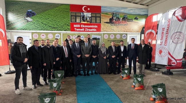 Ağrı'da "Yem Bitkileri Üretiminin Artırılması Projesi" kapsamında tohum dağıtıldı