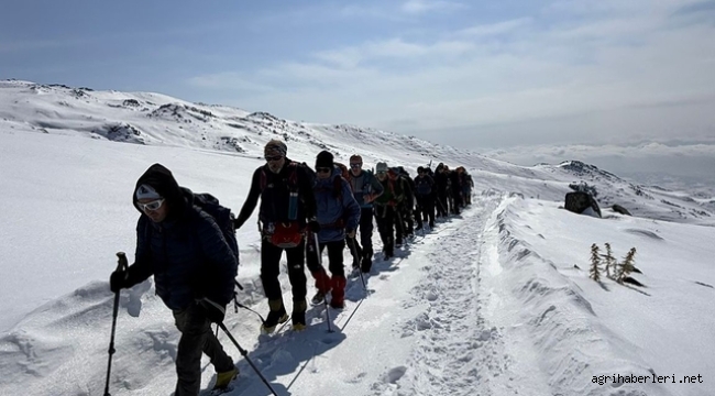 Ağrı Dağı'na Tırmanışta Yeni Dönem: 2026 Yönergesi Yürürlüğe Girdi
