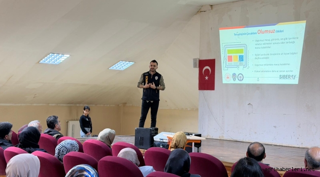Ağrı Emniyetinden Öğrenci ve Velilere Seminer
