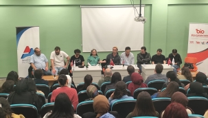 AİÇÜ Ahmed-i Hani MYO'nda "Doğu'da Tiyatro" Konusu Ele Alındı