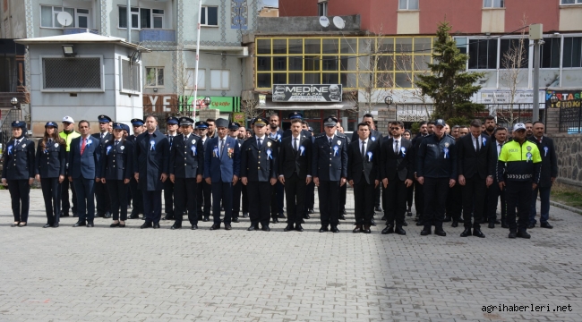 Doğubayazıt'ta Polis Haftası coşkusu: Tören, dua ve minik yüreklerden polis abilere sürpriz ziyaret