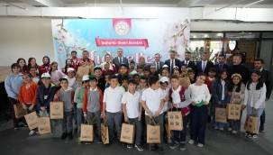 Ağrı'da Türk Mutfağı Haftası Coşkusu: Vali Bozkurt ve Eşi Ailelerle Sofrada Buluştu