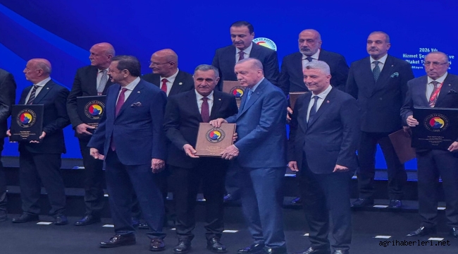 Cumhurbaşkanı Erdoğan'dan ETO Meclis Başkan V. Doğubayazıtlı Metin Öztürk'e TOBB Onur Belgesi