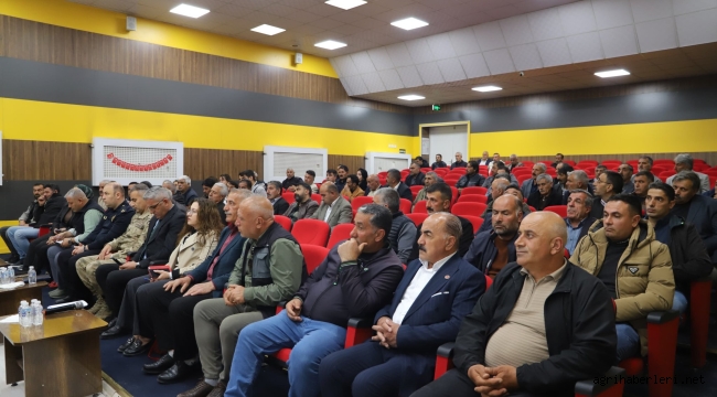 Doğubayazıt Kaymakamı Ekinci, Sahipsiz Hayvanlar İçin Bilgilendirme Toplantısına Başkanlık Etti