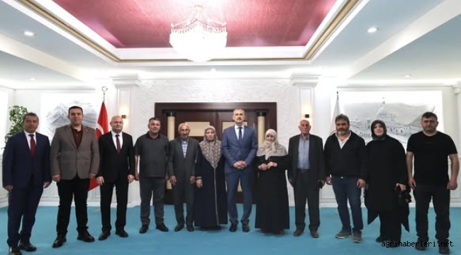 Ağrı Valisi Bozkurt'tan Anlamlı Buluşma: Şehit Ailelerini Makamında Ağırladı