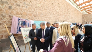 Tarihin Kalbinde Hayat Boyu Öğrenme Coşkusu