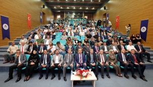 AİÇÜ'de 15 Temmuz'un 10. Yılı Konferansı Gerçekleştirildi
