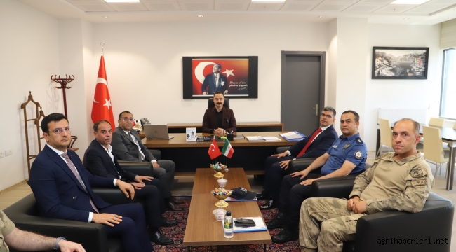 Türkiye'nin Doğu Ticaret Kapısı Gürbulak'ta Yerinde Denetim: Kaymakam Ayvat'tan "Hız ve Güvenlik" Talimatı